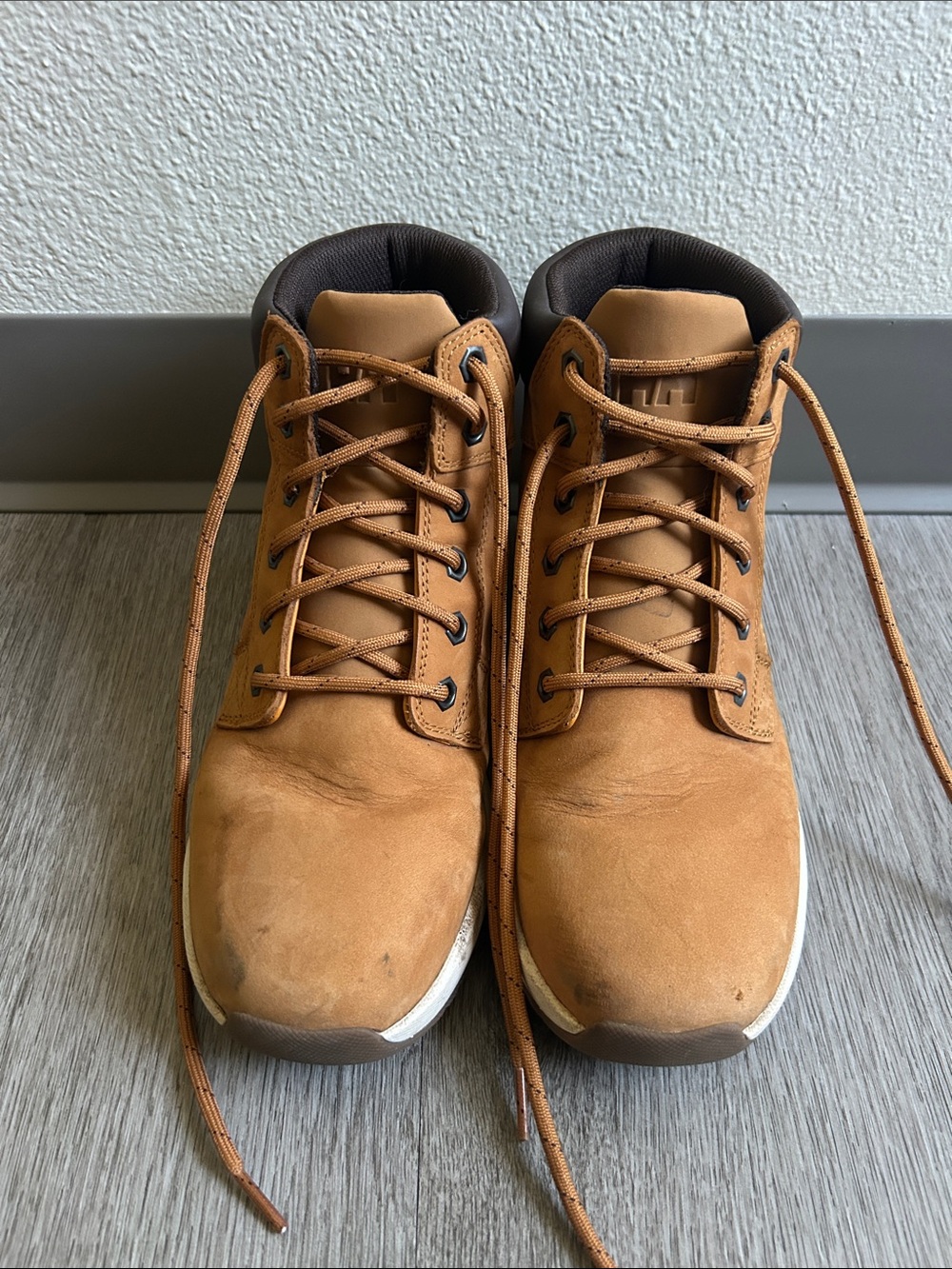 Helly Hansen Tan Lace-Up Ankle Boots